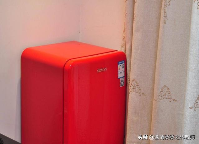 炎炎夏日的救命稻草，東寶93Y圓弧形單門(mén)冰箱體驗