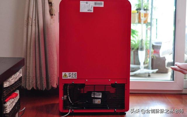 炎炎夏日的救命稻草，東寶93Y圓弧形單門(mén)冰箱體驗