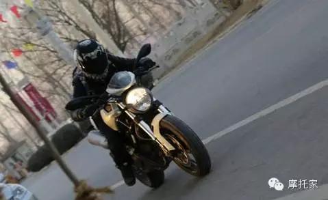 摩托家／聊聊我曾經(jīng)的最?lèi)?ài)，08款杜卡迪ducati 696