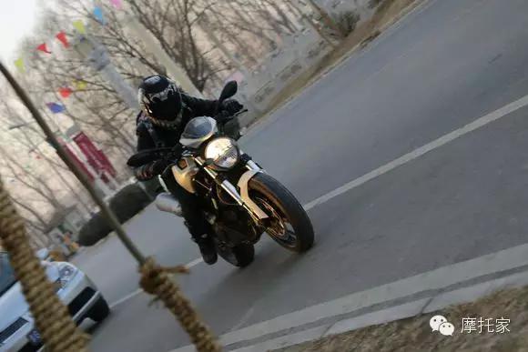 摩托家／聊聊我曾經(jīng)的最?lèi)?ài)，08款杜卡迪ducati 696