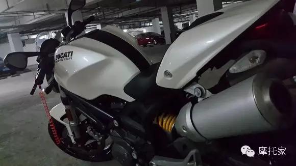 摩托家／聊聊我曾經(jīng)的最?lèi)?ài)，08款杜卡迪ducati 696