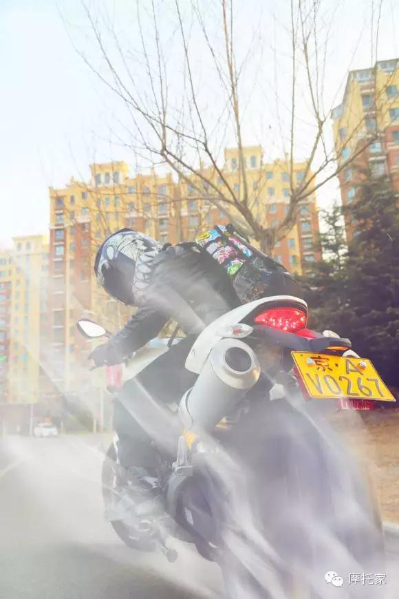 摩托家／聊聊我曾經(jīng)的最?lèi)?ài)，08款杜卡迪ducati 696