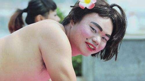 24歲“俄羅斯網(wǎng)紅，當看到正臉后，誰(shuí)頂得??？