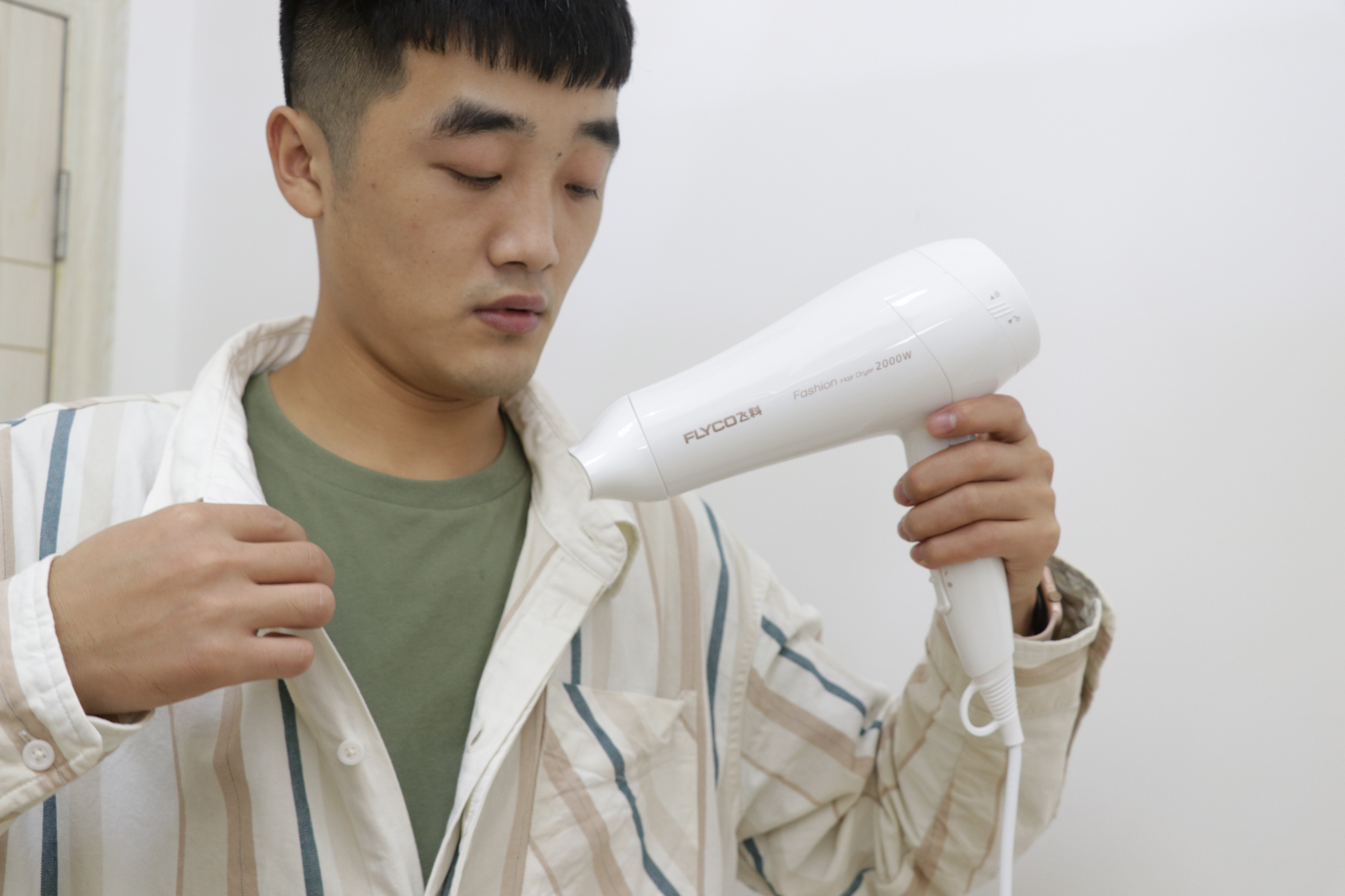 體驗飛科電吹風(fēng)，6檔變速控溫+2000W大功率：價(jià)格太感人