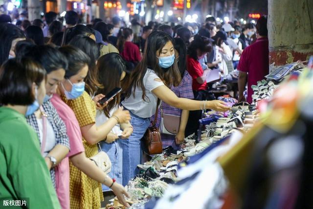 擺地攤賣(mài)這些東西，利潤高又好賣(mài)，適合新手操作