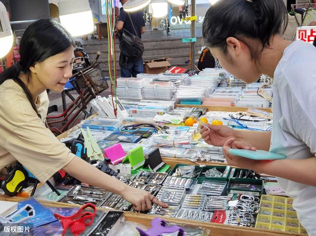 擺地攤賣(mài)這些東西，利潤高又好賣(mài)，適合新手操作