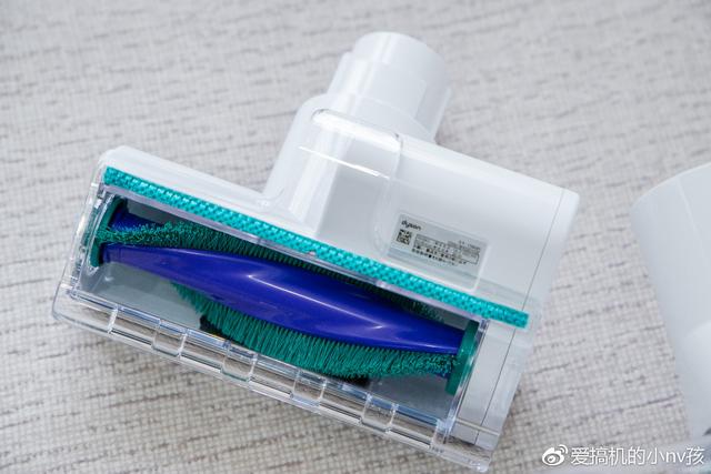 我又向高品質(zhì)生活邁進(jìn)了一步！戴森V7 Mattress除螨儀手持吸塵器