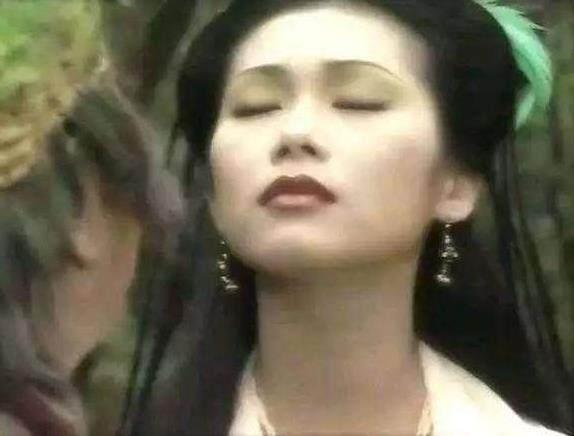 張慧儀拍過(guò)的所有電影(消失的萬(wàn)妖女王)(8)