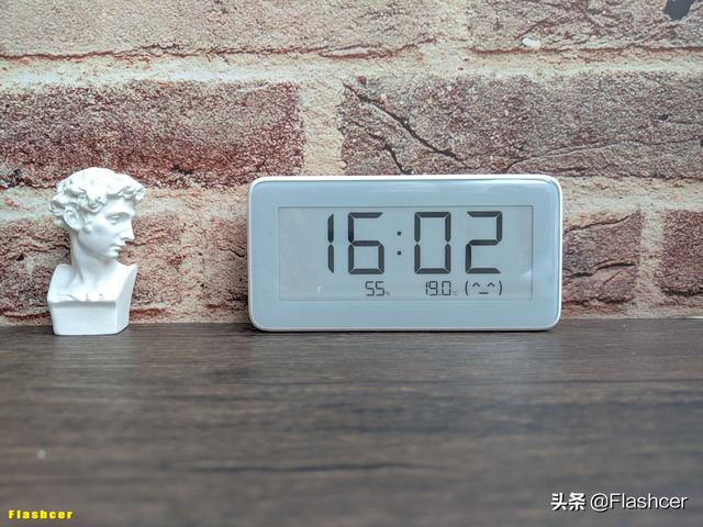 「大F測評16」電子溫濕度計Pro，不僅僅是看時(shí)間、看溫濕度