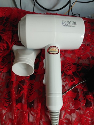 閃洋洋電吹風(fēng)機怎么樣質(zhì)量好嗎，用戶(hù)親身測評(價(jià)格僅19.9元)