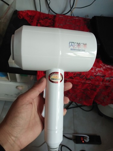 閃洋洋電吹風(fēng)機怎么樣質(zhì)量好嗎，用戶(hù)親身測評(價(jià)格僅19.9元)