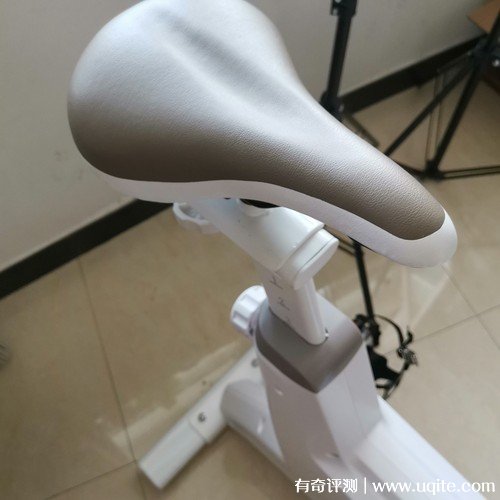 億健動(dòng)感單車(chē)怎么樣質(zhì)量如何，悅動(dòng)d8健身車(chē)體驗評測(價(jià)格899元)